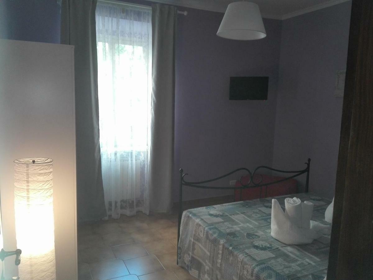 La Rosa Sul Lago Villa Trevignano Romano Buitenkant foto