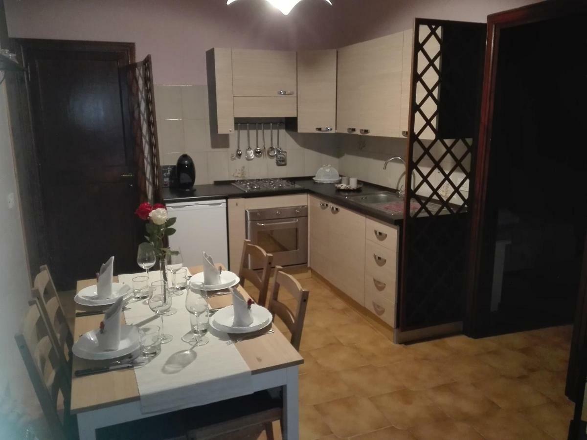 La Rosa Sul Lago Villa Trevignano Romano Buitenkant foto