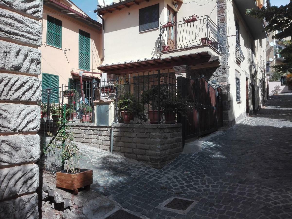 La Rosa Sul Lago Villa Trevignano Romano Buitenkant foto